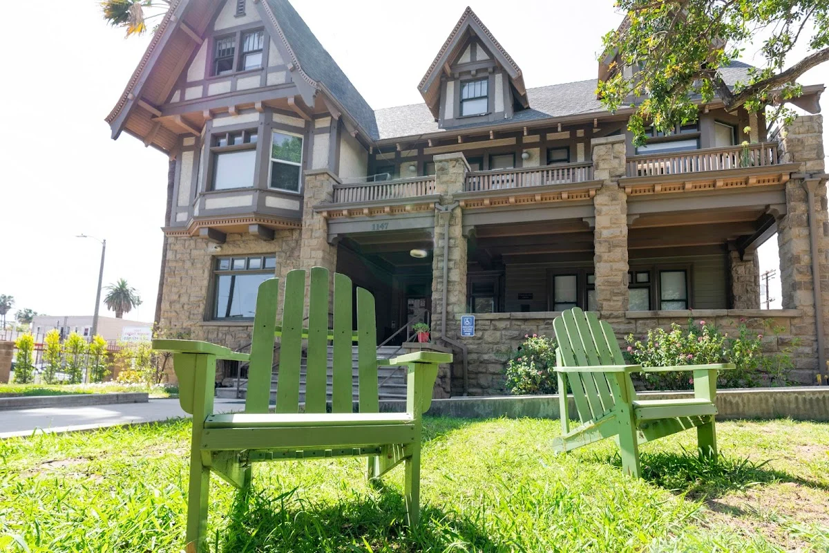 Alcoholism Center For Women