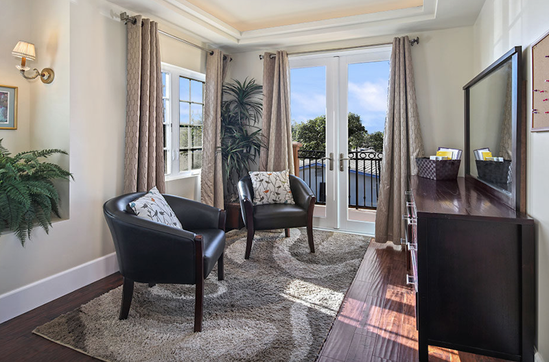 Hotel California By The Sea