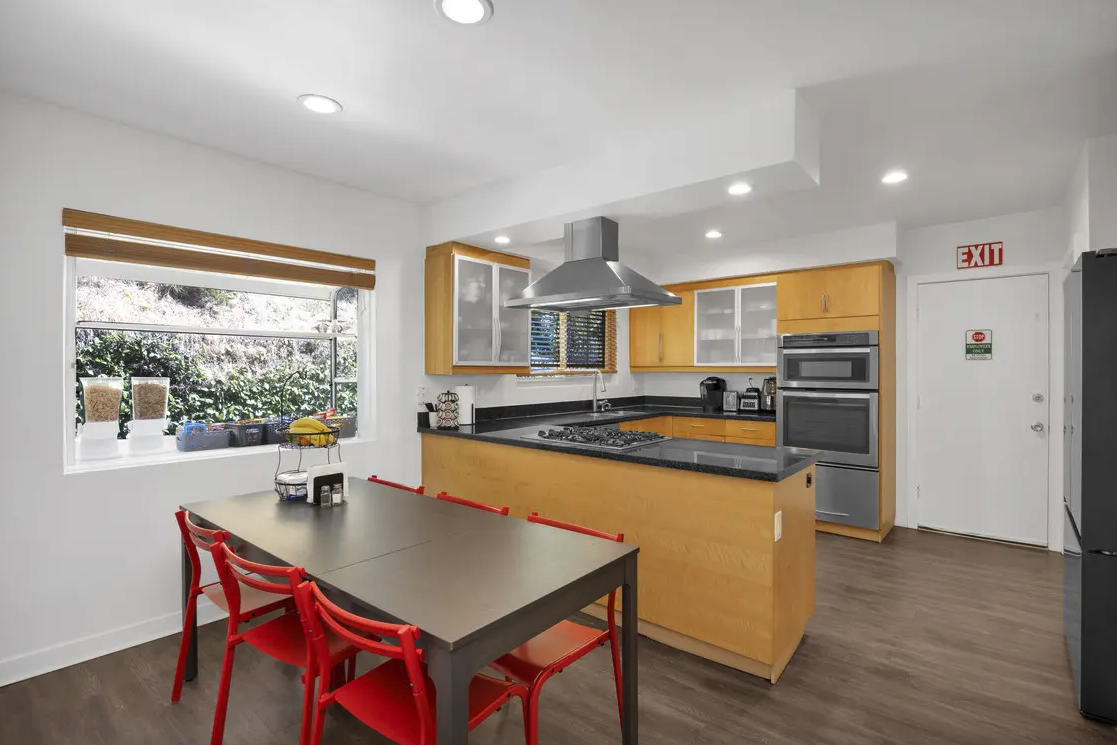 Lakeridge Recovery Center