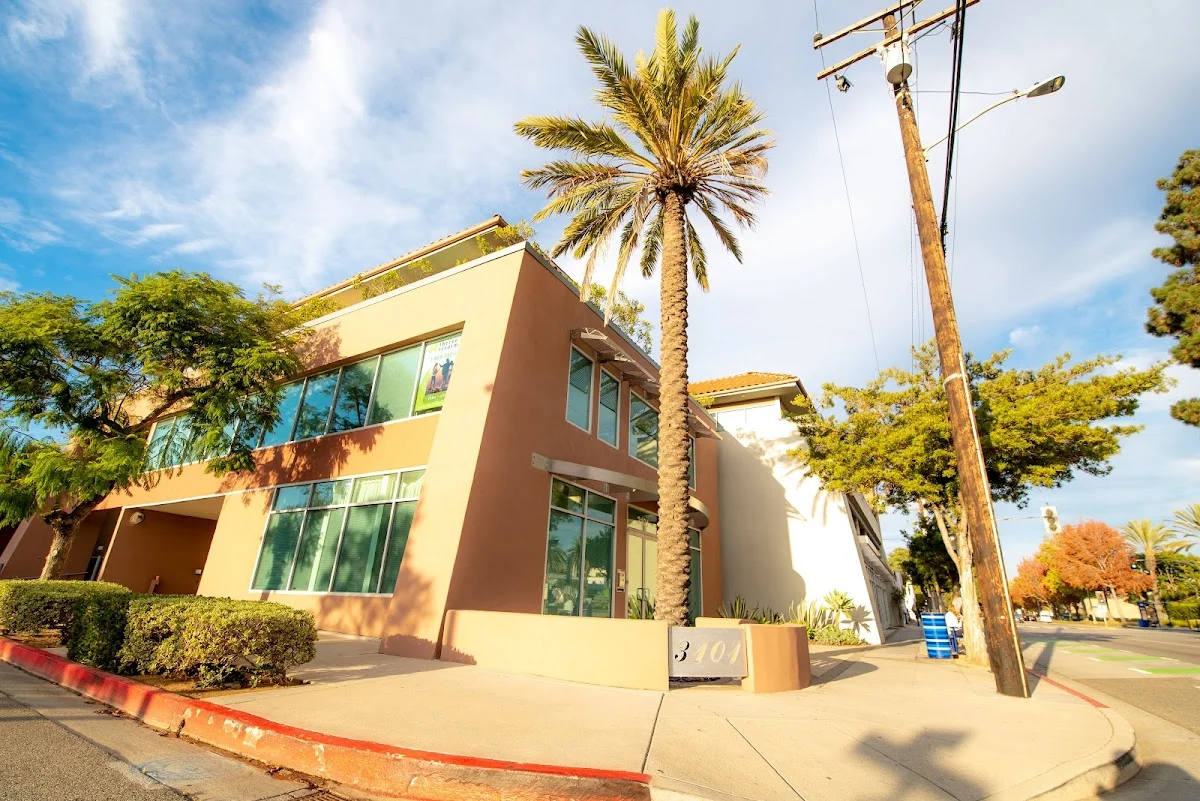 Thrive Treatment Los Angeles Drug Rehab & Mental Health Treatment