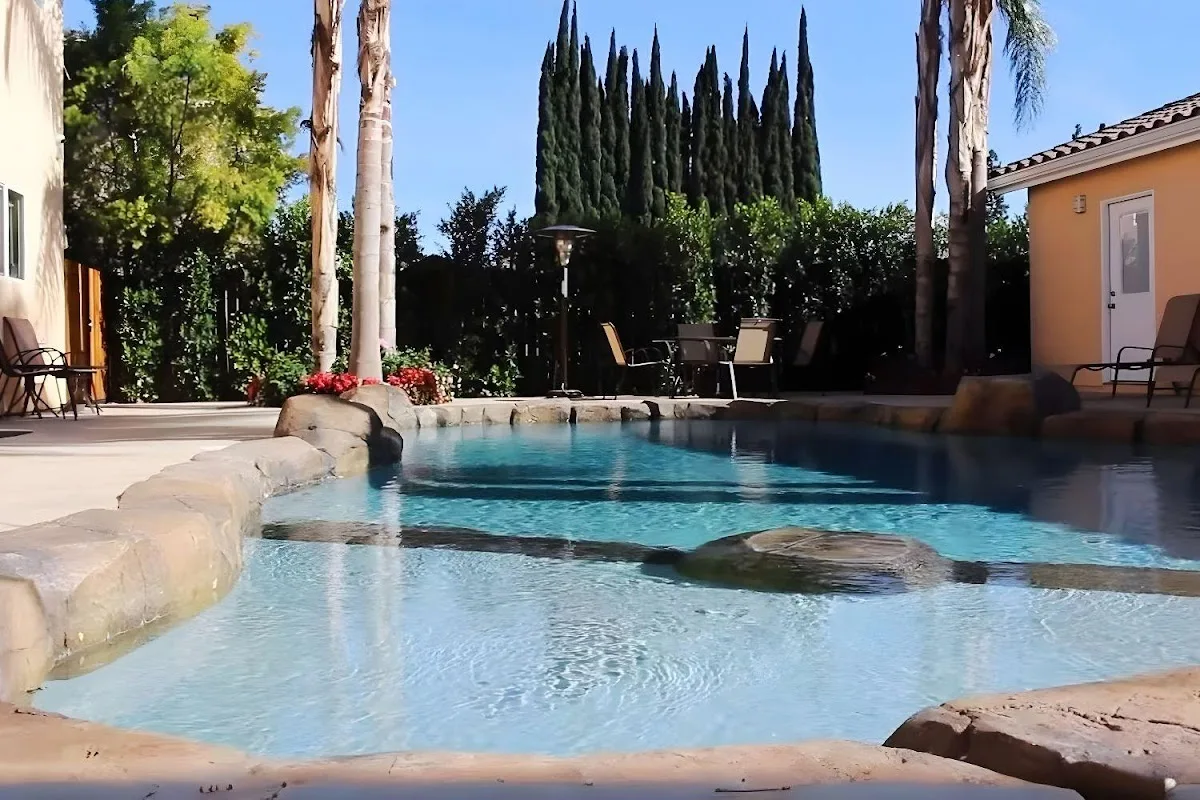 All In Solutions Detox Reseda - Photo 3