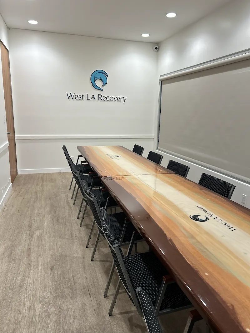 West LA Recovery - Photo 4