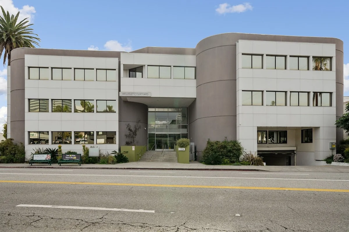 The Canyon at Santa Monica - Photo 5