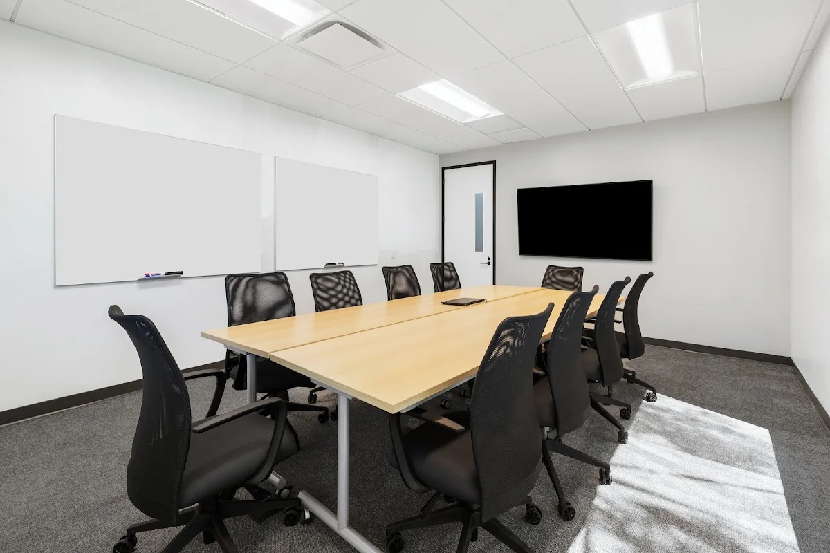 Los Angeles Outpatient Center - Photo 5