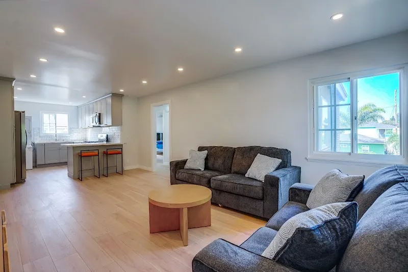 Bridges Recovery Sober Living Apartment Homes Los Angeles - Photo 3