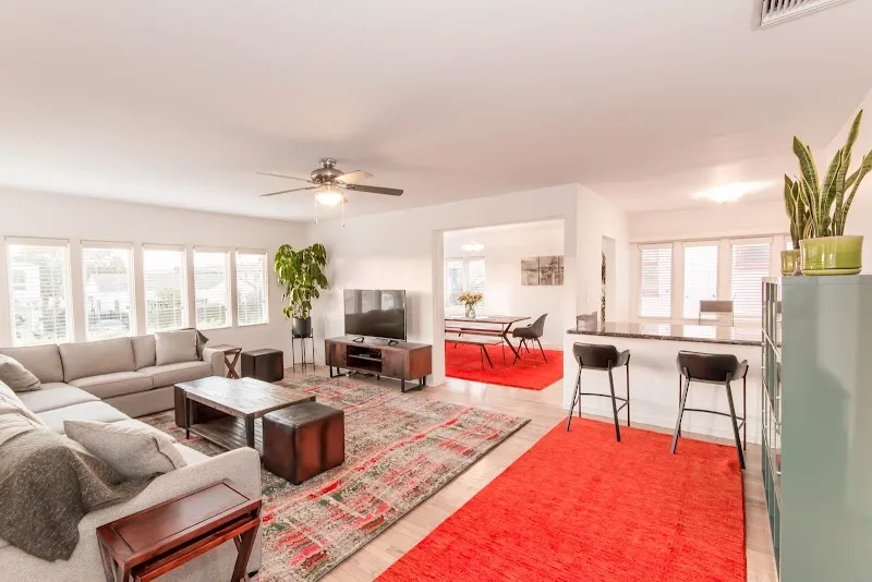 Ogden House Sober Living - Photo 4