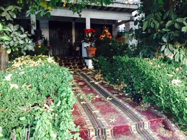 Shangri-La Sober Living - Photo 1