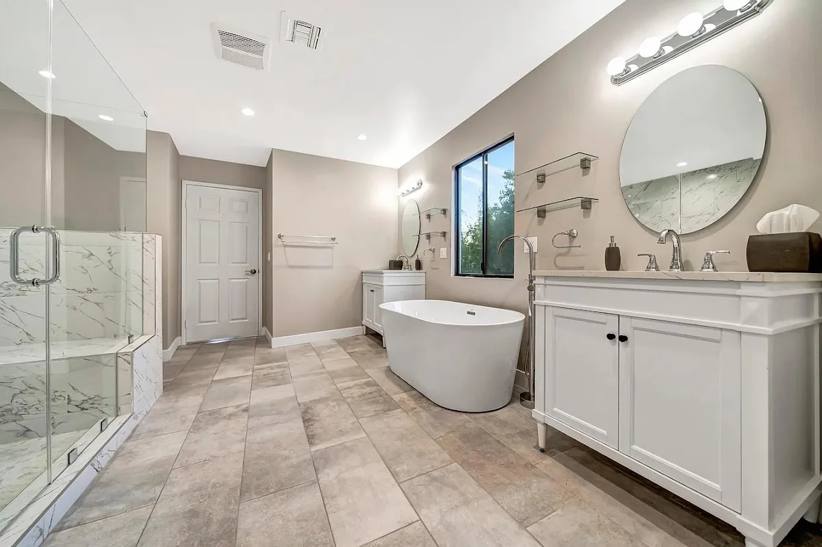 Sunshine Sober Living - Photo 4