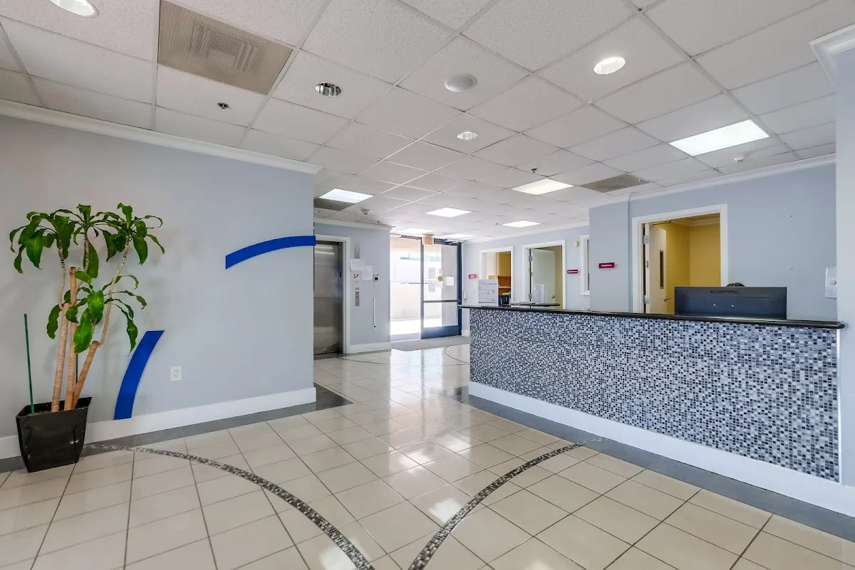 Santa Monica Rehabilitation Center - Photo 5