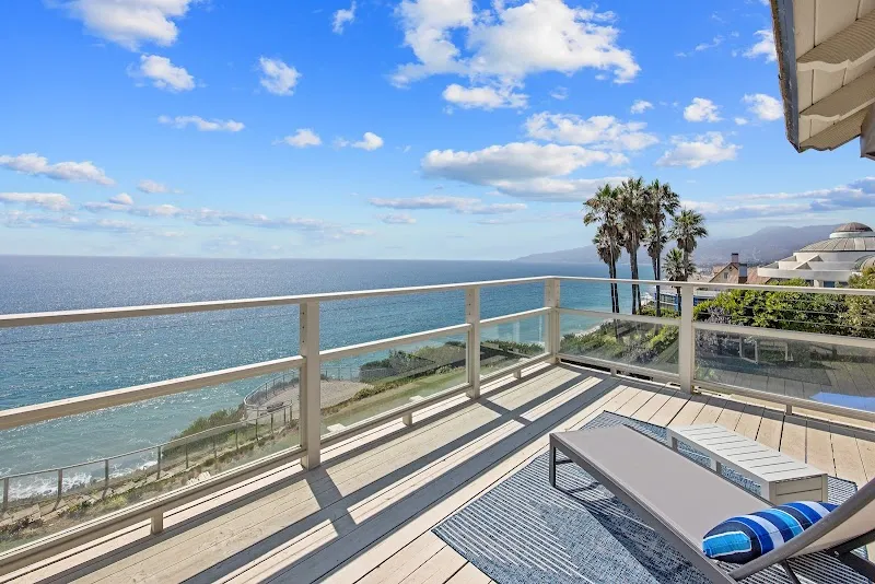 Seasons in Malibu: Luxury Drug, Alcohol & Mental Health Rehab Center - Photo 1