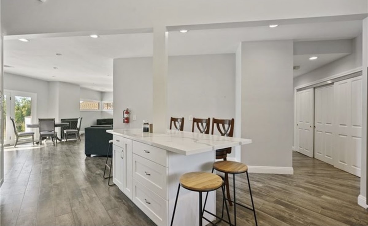 Tarzana Recovery Center - Foto 6