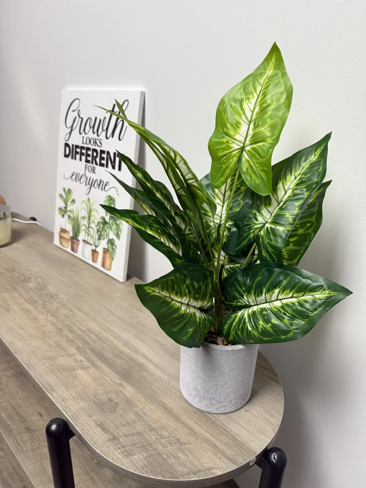 Foundations Recovery Center - Mental Health and Substance Abuse Treatment Center in Encino - Foto 4