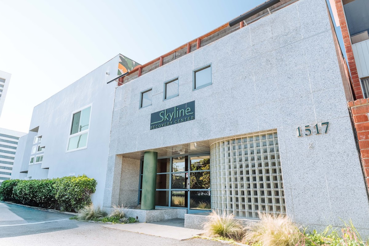 Skyline Recovery Center Los Angeles Drug & Alcohol Rehab - Photo 2