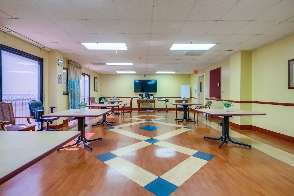 Santa Monica Rehabilitation Center - Photo 2