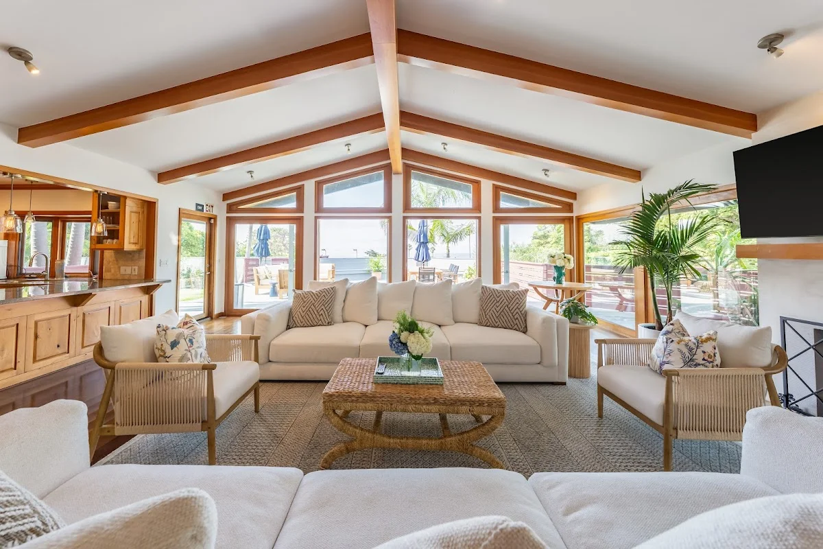 Cliffside Malibu: part of Discovery Addiction Services