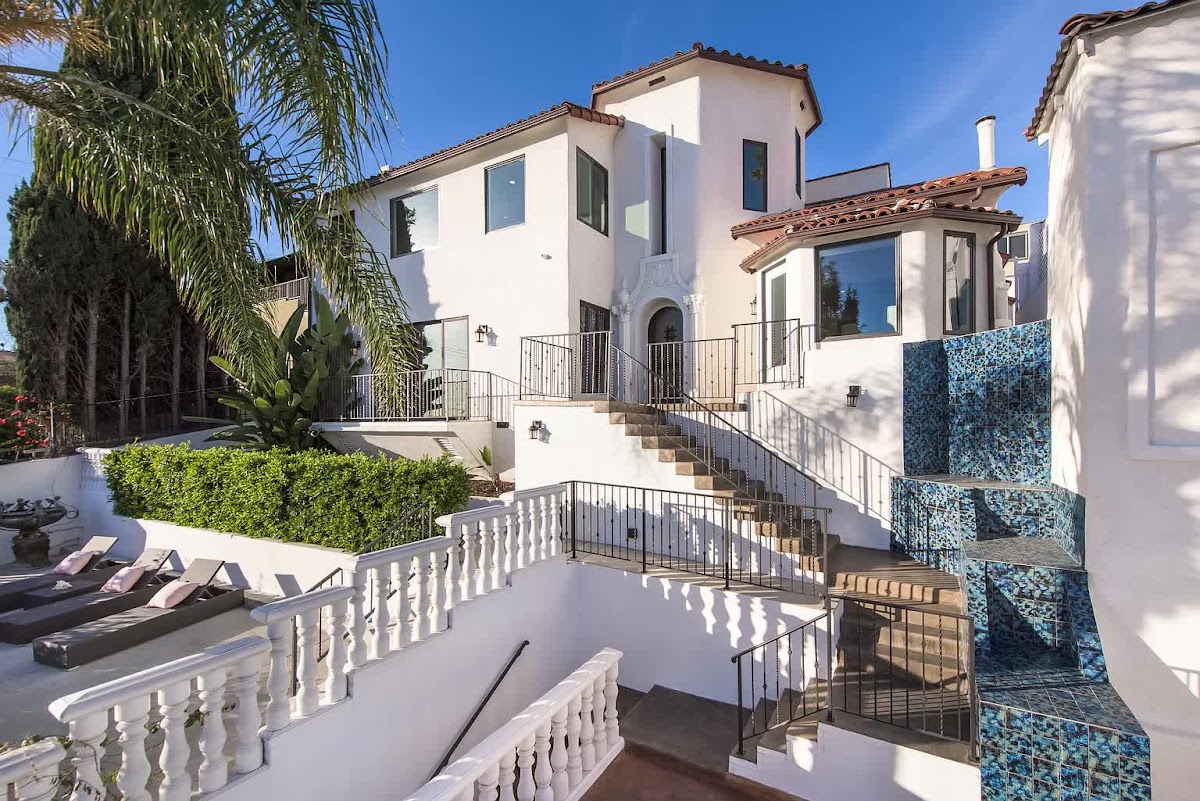 Hollywood Hills Recovery Luxury Rehab & Detox - Photo 6