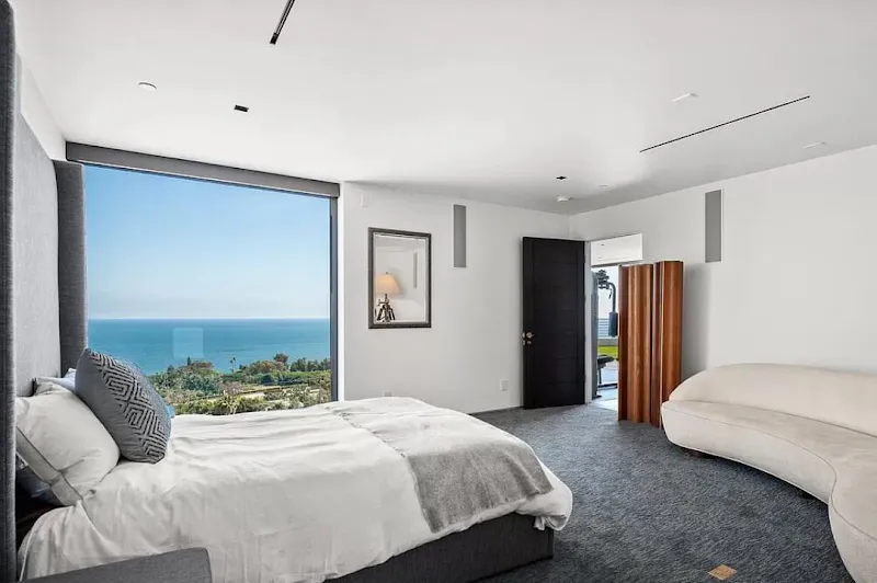 Rise in Malibu - Photo 4