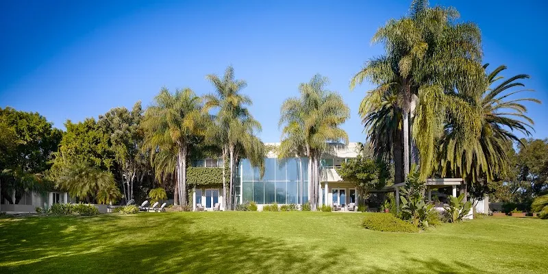 Summit Malibu - Photo 1